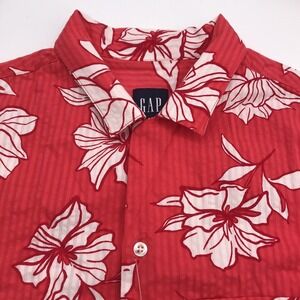 Gap Hawaiian Shirt Mens M Red Loop Collar Seer Sucker Floral Aloha Camp MSRP $49
